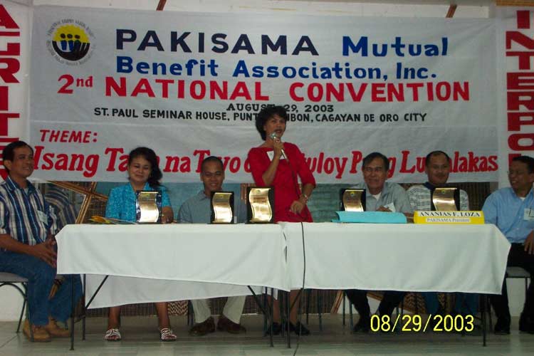 pic-kadamay-awardees1.jpg